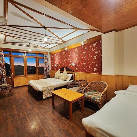 Hotel Pineview Шимла Экстерьер фото